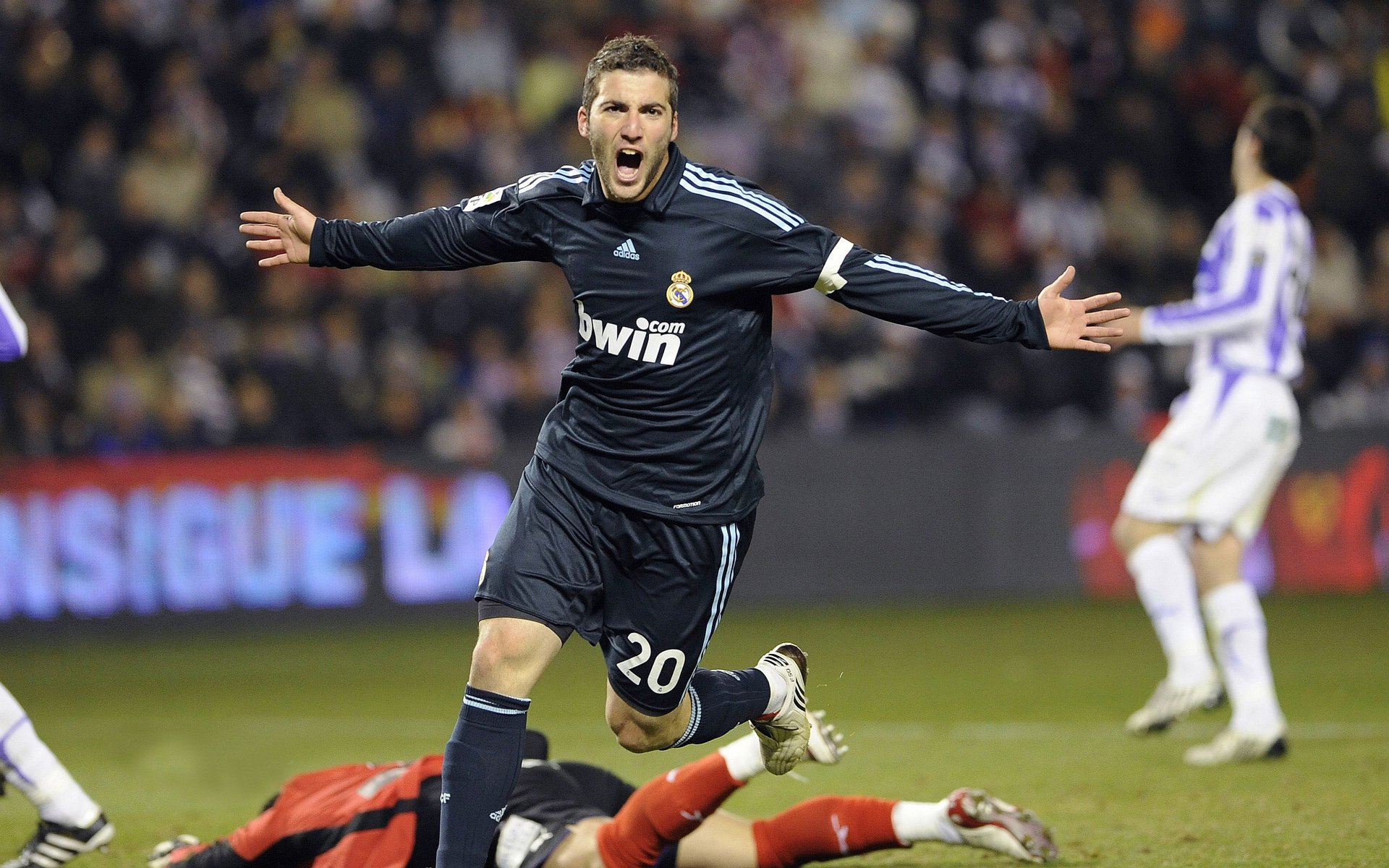 开云体育下载-势不可挡！哈兰德连续五场破门，梅西主帅直言，这小子挡不住！哈兰德连续五场破门，梅西主帅直言，这小子挡不住！